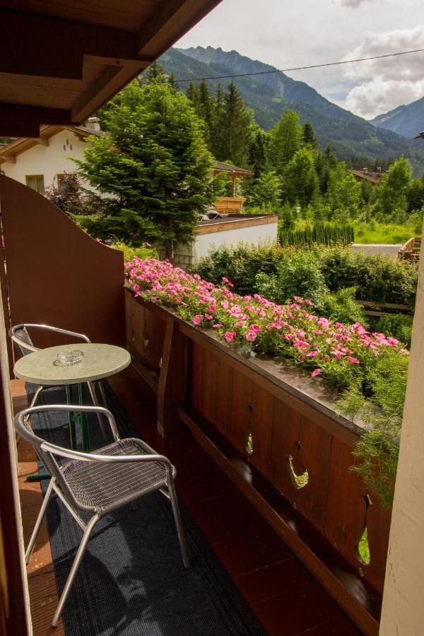 Haus Josef Bed & Breakfast ไมย์อาโฮเฟิน ภายนอก รูปภาพ