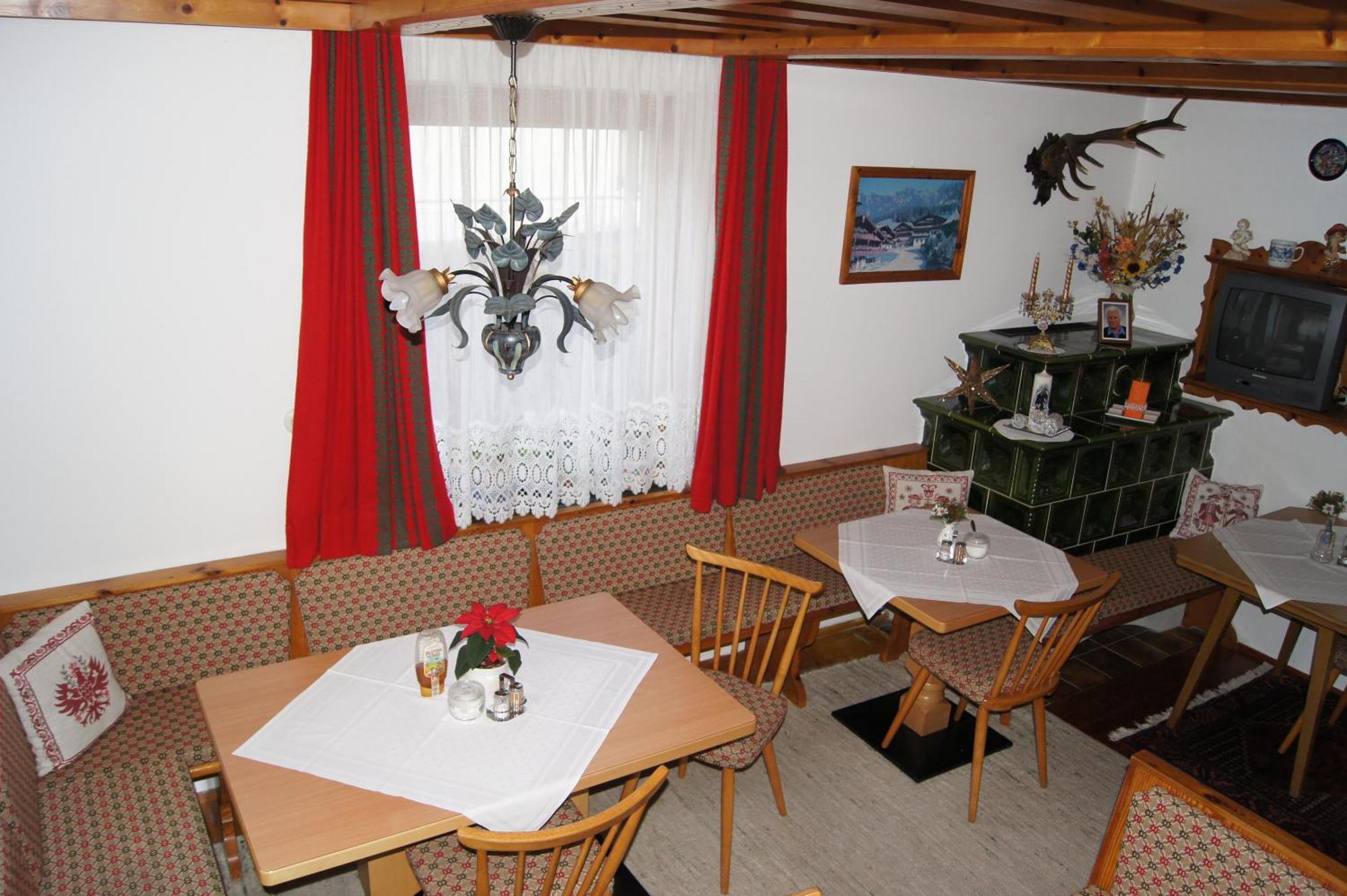 Haus Josef Bed & Breakfast ไมย์อาโฮเฟิน ภายนอก รูปภาพ